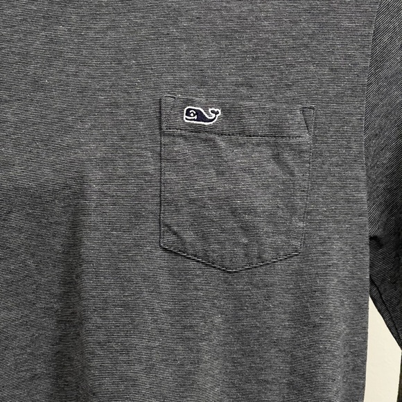 Awesome Vineyard Vines hooded t-shirt! - Picture 5 of 8